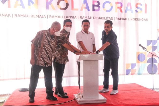 Wagub DKI Jakarta Resmikan Jogging Track Ramah Lansia di Duren Sawit