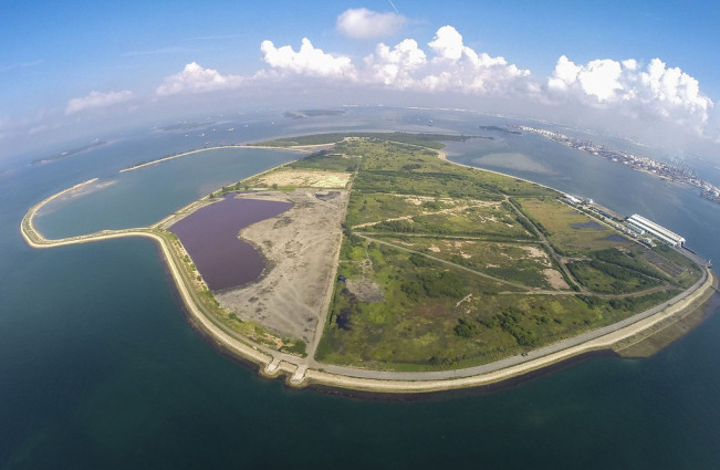Heru Budi Mau Bikin Pulau dari Sampah, Netizen: Haduh...