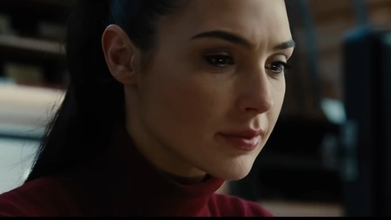 Gal Gadot di Film Wonder Woman. [Youtube]