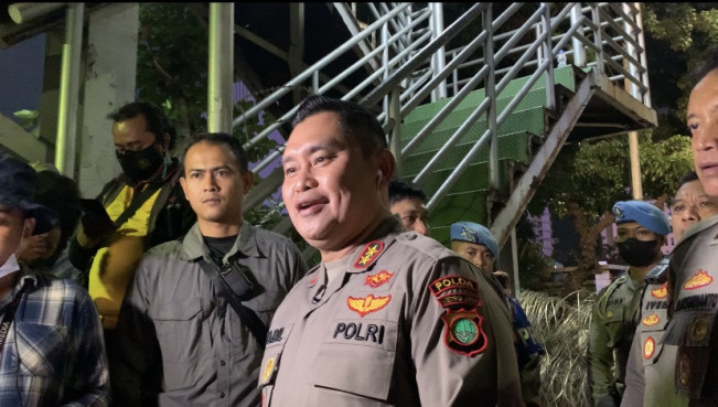 Unik! Polda Kerahkan Pasukan Basmallah-Asmaul Husna untuk Sejukkan Demo