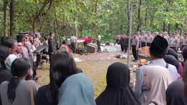 Sosok Briptu Rian Dwi, Couple Goals Berakhir Dibakar Istri