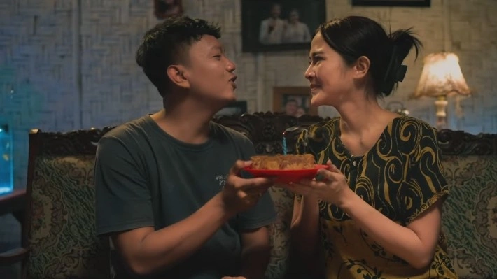 Cuplikan video klip lagu Tunggal Eka Denny Caknan. [Istimewa]