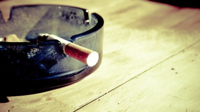 Iklan Rokok Kepung Remaja Kita: 50 Persen Perokok Aktif Berusia 15-19 Tahun