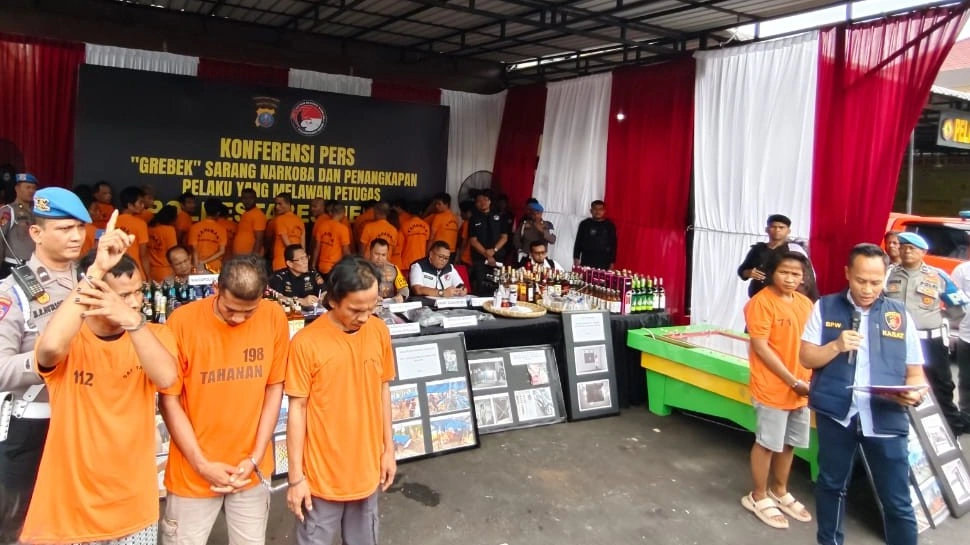 Tak Terima Digerebek, Pelaku Narkoba Bakar Motor Polisi di Deli Serdang