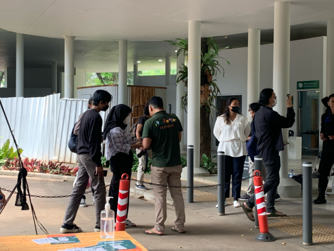 Pengunjung Tebet Eco Park Diminta Jaga Ketertiban dan Kebersihan Taman
