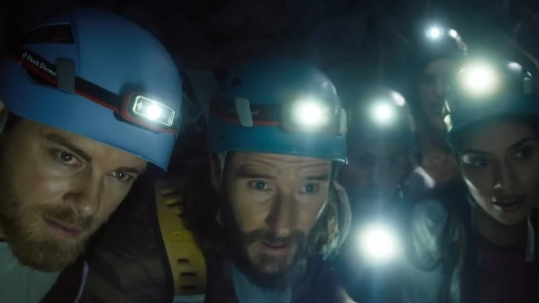 Sinopsis Film Black Water: Abyss, Perjuangan Hidup di Gua Maut Australia