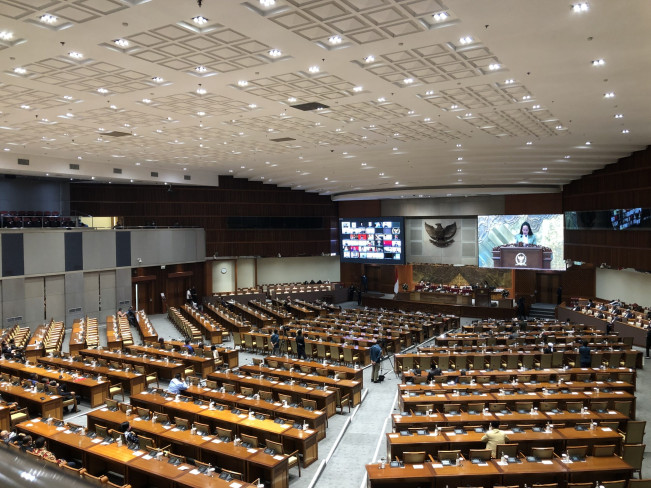 Tanpa Keterangan, 273 Anggota DPR RI 'Bolos' Rapat Paripurna