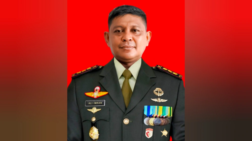 Kolonel Inf Ali Imran jadi sorotan usai melucuti bendera GAM di Lhokseumawe. [Istimewa]