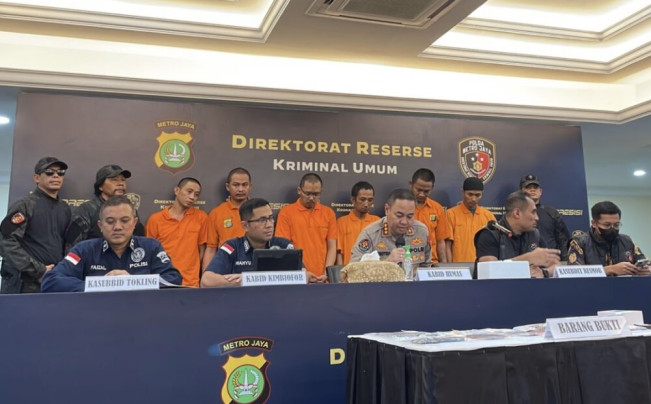 Polisi Gulung 6 Perampok Sopir Taksi Online di Jagorawi