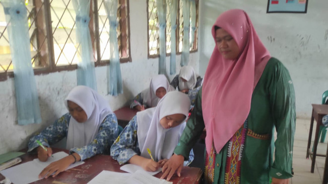 Gus Dur Liburkan Sekolah Sebulan Penuh saat Ramadan, Ganti dengan Pesantren Kilat
