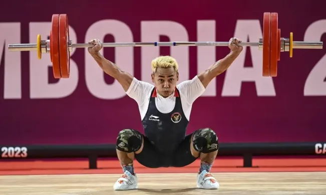 Eko Yuli Hanya Mampu Sabet dua Medali Perak di IWF 2023
