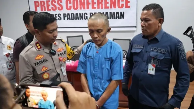 Ayah Tiri Aniaya Balita Hingga Patah Tulang di Sumbar Dipicu Kalah Judi Online