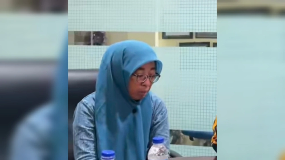 Kisah Nur Aini Viral Ngeluh Jarak Sekolah 114 Km dari Rumah, Kini Dipecat