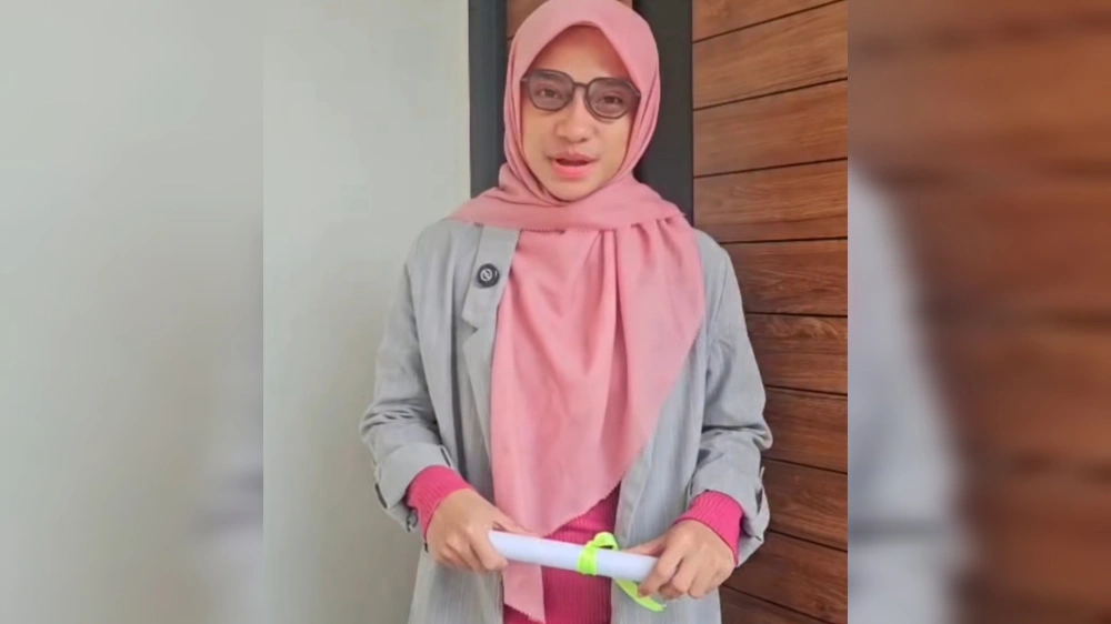 Influencer Sherly Annavita Diteror Usai Kritik Penanganan Bencana Sumatera