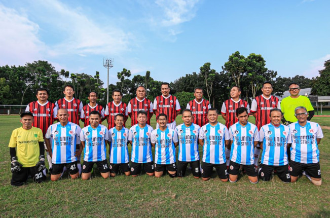 86 United Old Stars Tundukkan Balehong FC dalam "Derby Ngabuburit"
