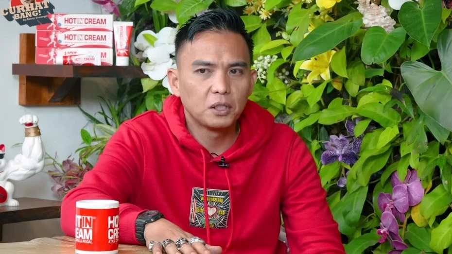 Siapa YouTuber Inisial D yang Diramal Hard Gumay Jatuh di 2026? Ini Ciri-cirinya