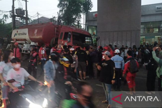 KNKT Investigasi Menyeluruh Kecelakaan Maut di Cibubur