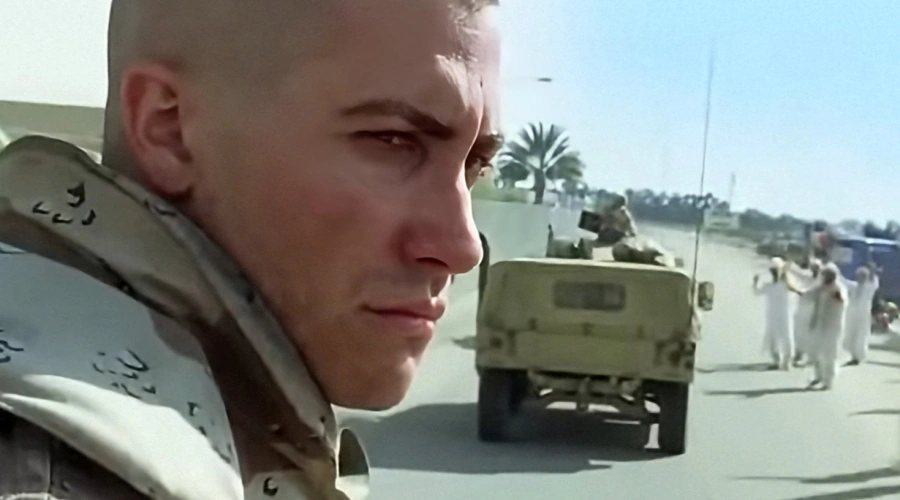 Sinopsis Film Jarhead: Perang Tanpa Peluru, Tapi Penuh Derita