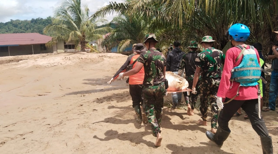 SAR Temukan Jasad Bocah Perempuan Korban Longsor di Humbahas