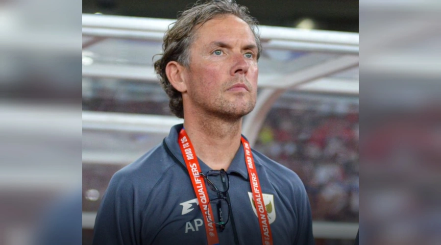 Tak Kaget, Ini Reaksi Alex Pastoor Usai Dipecat PSSI