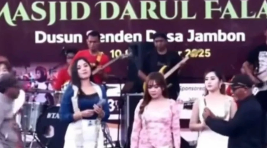 Fakta Menarik Video Viral Peresmian Masjid Temanggung yang Diwarnai Biduan Seksi