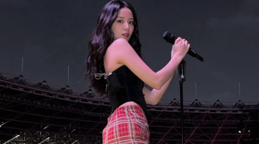 Jisoo Blackpink Bikin Heboh! Tulis Caption Bahasa Indonesia di Instagram