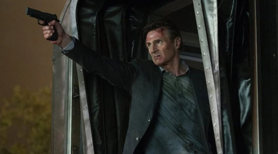 Sinopsis The Commuter: Tantangan Rahasia di Kereta! Aksi Liam Neeson Bongkar Konspirasi Brutal