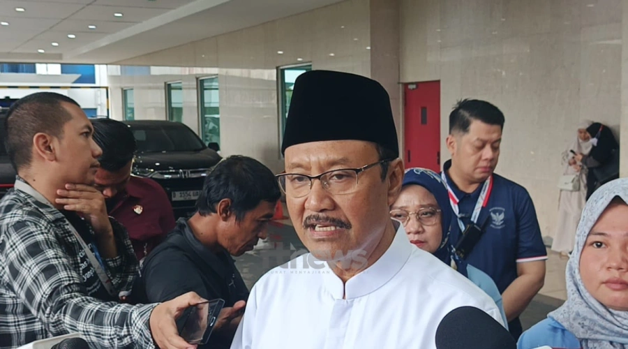 Jenguk Korban Ledakan SMAN 72 Kelapa Gading, Mensos: Satu Masih di ICU