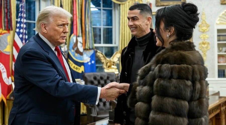 Cristiano Ronaldo Dituding Dekati Trump, Kakaknya Katia Aveiro Ngamuk: Kalian Semua Munafik!