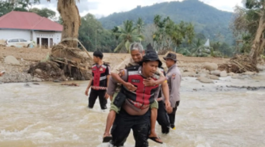 Banjir Bandang Kembali Terjang Kabupaten Agam Sumbar, Akses yang Baru Dibangun Putus Lagi!