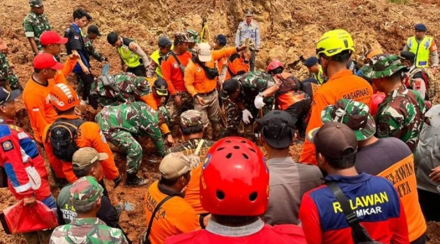 Tanah Longsor di Cilacap, Tim SAR Temukan 1 Korban Meninggal