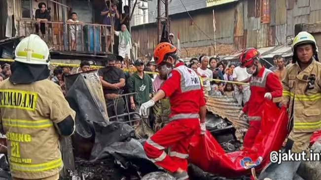 Kebakaran Hanguskan 3 Rumah di Jakut: 4 Orang Tewas Termasuk Wanita Hamil