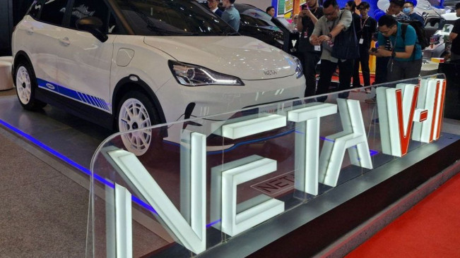 Mobil Listrik Neta V-II Urban Sport Concept di IIMS 2025 Dibanderol Rp299.000.000