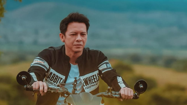 Tak Hadir di Konser Comeback Peterpan, Ariel Siapkan Kejutan