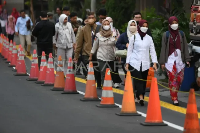 Udara Jakarta Buruk, ASN pun WFH, Ini Tanggapan Warga
