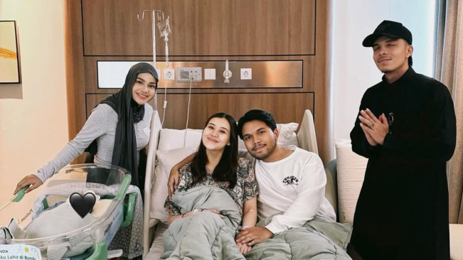 Aaliyah Massaid melahirkan anak pertama, Jumat (13/6/2025). [Instagram]