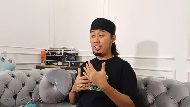 Istri Ade Jigo Alami Kontraksi Padahal Bayi Sudah Meninggal Dalam Kandungan