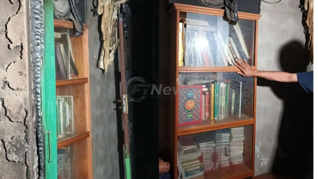 Masya Allah, Puluhan Al Quran di Musholla Tak Tersentuh Api Kebakaran Kemayoran Gempol