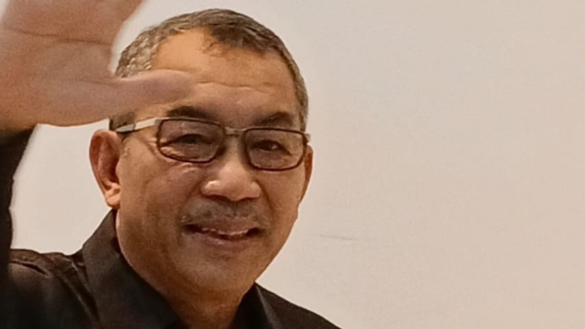 Profil Alfons Manibui: Anggota DPR yang Tantang SPBU Swasta Bangun di Papua Barat