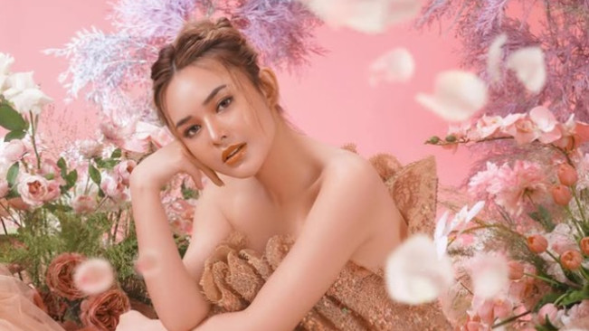 Tanpa Riasan Seperti di TV, Amanda Manopo Tetap Cantik Meski Tampil Sederhana