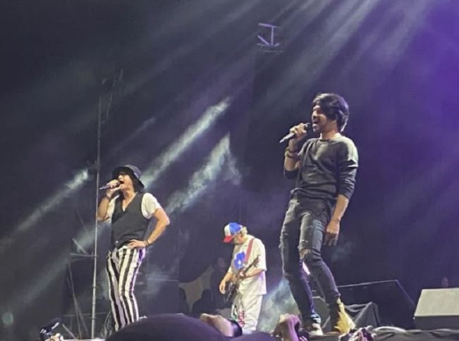 Meski Tanpa Armand Maulana, Konser GIGI Tetap Pecah di Pasar Musik