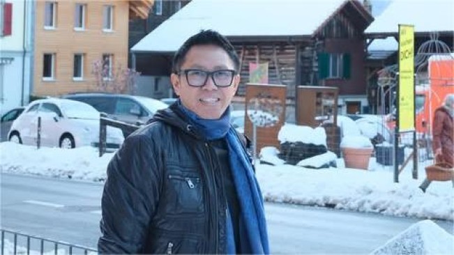 Heboh Eko Patrio Kabur ke China saat Demo Besar-besaran, Benarkah?