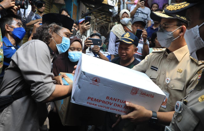 Tinjau Lokasi Kebakaran, Anies: Korban Dipindah ke Selter Sementara