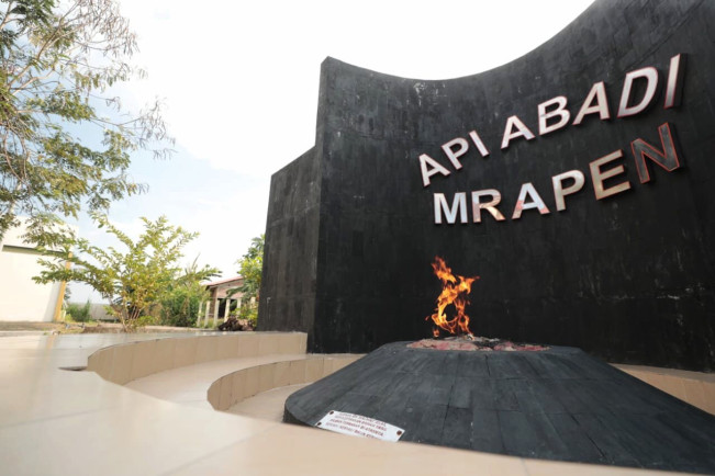 Mengenal Api Abadi Mrapen yang Tak Pernah Padam