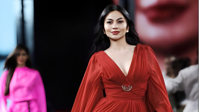 Ariel Tatum Ternyata Sangat Anti Berjabat Tangan, Alasannya Nggak Diduga