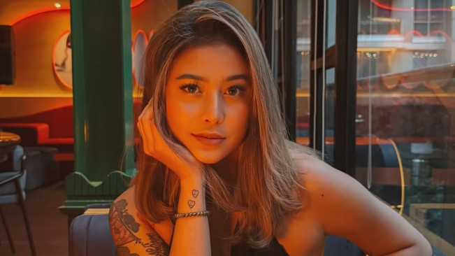 Biodata dan Agama Awkarin, Selebgram yang Kini Putuskan Pindah di Melbourne