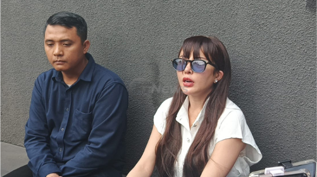 Sebut Terlalu Drama, Ayu Aulia Tantang Lisa Mariana Tes DNA