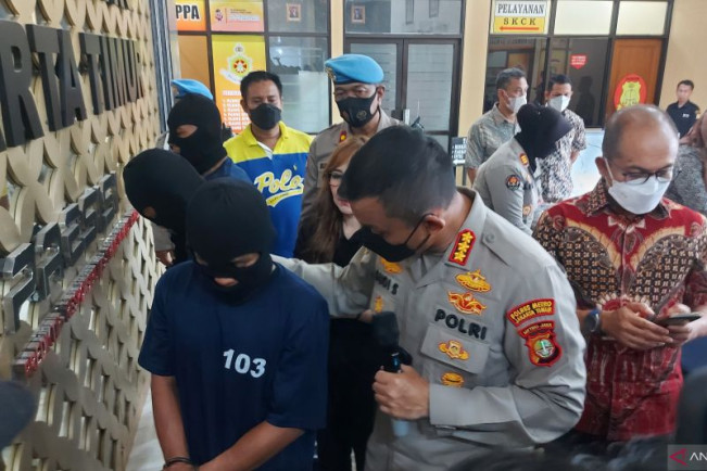 Polisi Ciduk Tiga Spesialis Pembobol Minimarket di Jakarta