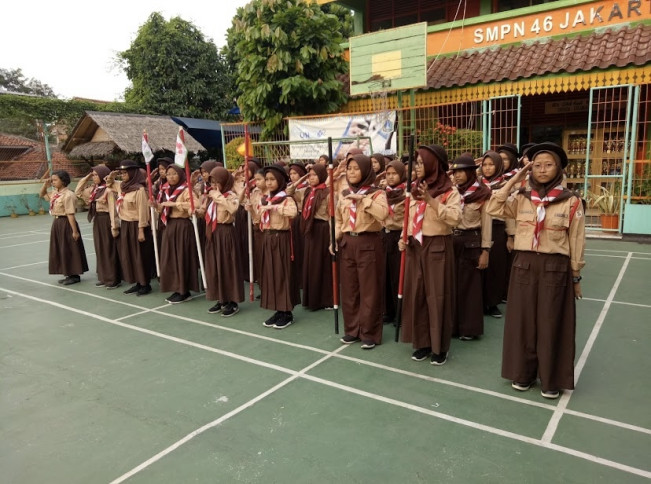 Kepala Sekolah di Pejaten Timur Bantah Isu Siswi Dipaksa Gunakan Jilbab