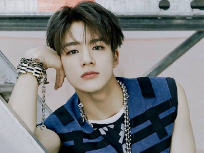 Jenn NCT Debut di New York Fashion Week